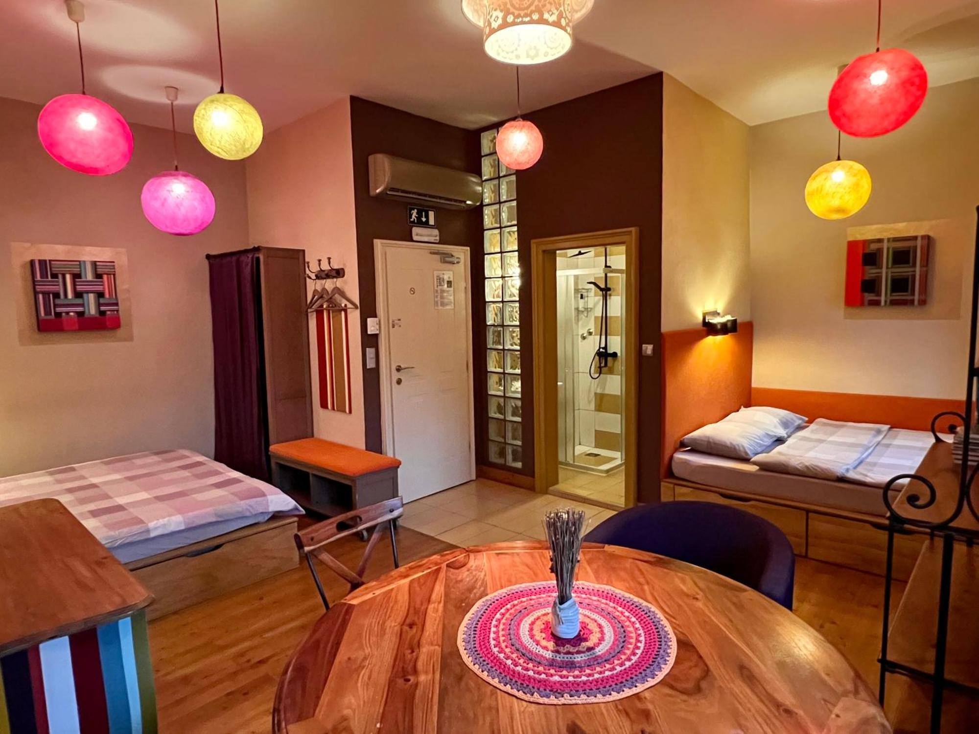Muzikafe - Home Of Culture Ptuj Ngoại thất bức ảnh